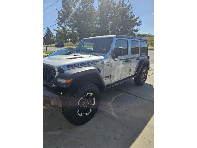 Photo of 2024 Silver Jeep Wrangler