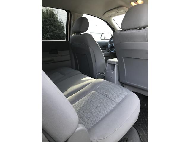 Photo of 2008 White Dodge Durango