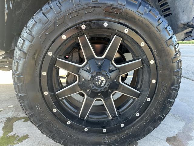 Photo of 2016 Blue Toyota Tacoma
