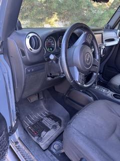 Photo of 2014 Gray Jeep Wrangler Unlimited