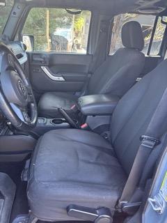 Photo of 2014 Gray Jeep Wrangler Unlimited
