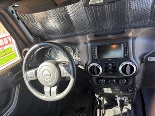 Photo of 2014 Gray Jeep Wrangler Unlimited