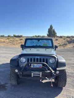 Photo of 2014 Gray Jeep Wrangler Unlimited