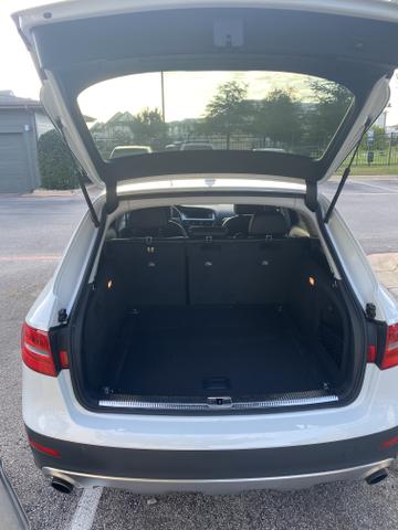 Photo of 2016 White Audi allroad