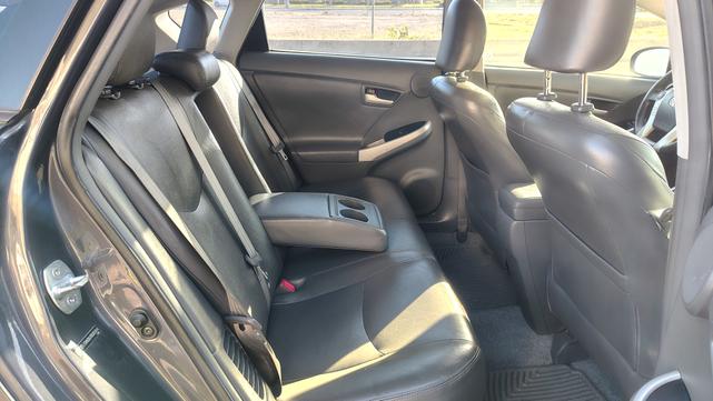 Photo of 2011 Gray Toyota Prius