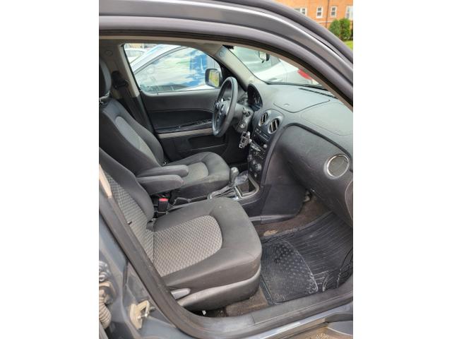 Photo of 2009 Gray Chevrolet HHR