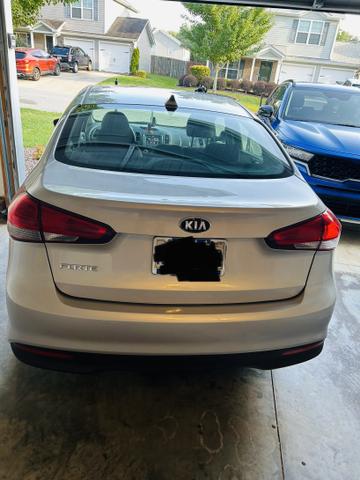 Photo of 2018 Silver Kia Forte