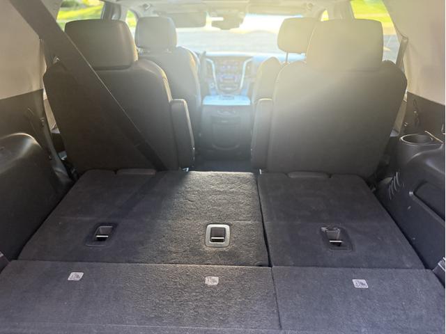 Photo of 2016 White Cadillac Escalade
