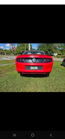 Photo of 2014 Red Ford Mustang