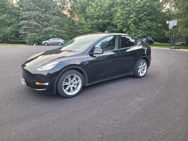 Photo of 2020 Black Tesla Model Y