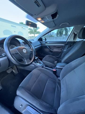 Photo of 2009 Black Volkswagen Jetta