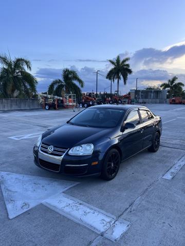 Photo of 2009 Black Volkswagen Jetta