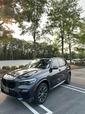 Photo of 2020 Gray BMW X5