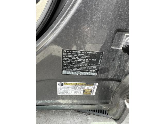 Photo of 2013 Gray Volkswagen Touareg