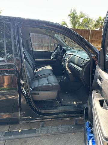Photo of 2015 Black Toyota Tundra