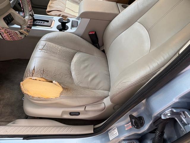 Photo of 2008 Blue Mercury Mariner Hybrid