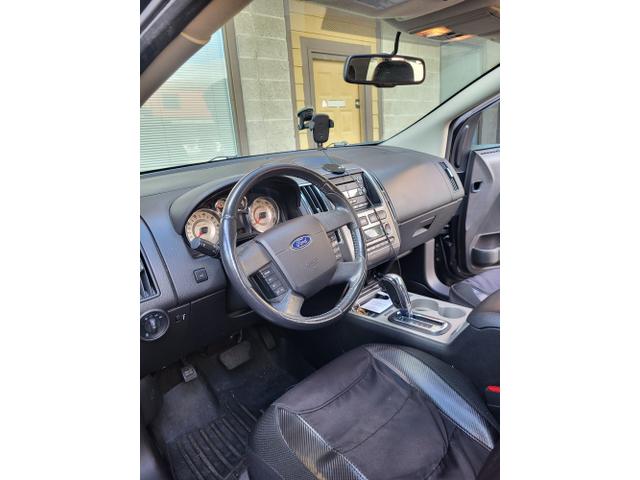 Photo of 2010 Black Ford Edge