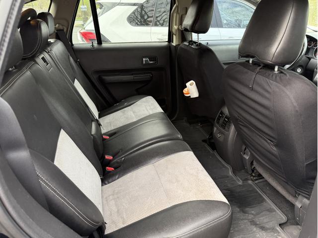 Photo of 2010 Black Ford Edge