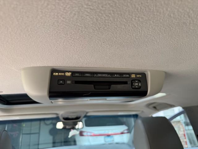 Photo of 2010 Black Toyota Sienna
