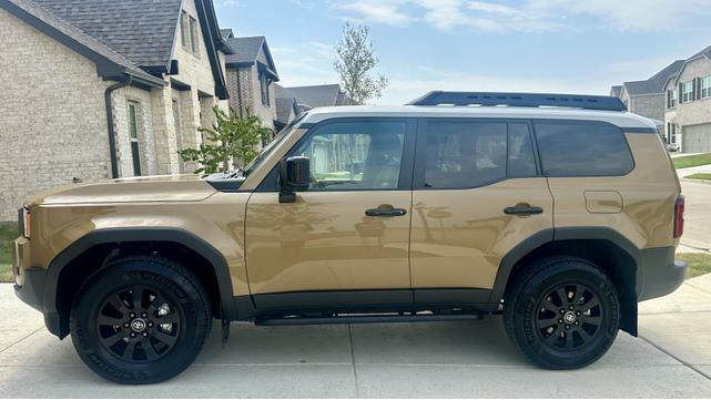 Photo of 2024 Gold Toyota Land Cruiser