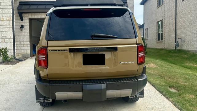 Photo of 2024 Gold Toyota Land Cruiser