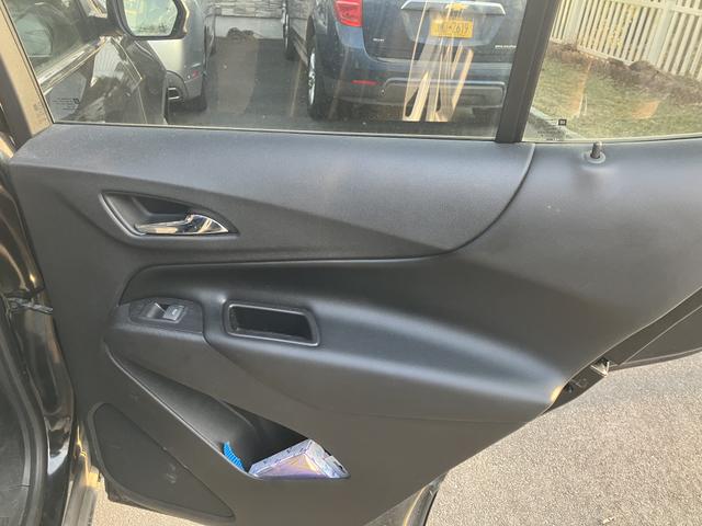 Photo of 2018 Black Chevrolet Equinox