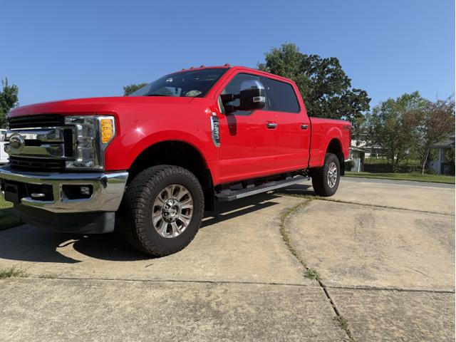 Photo of 2017 Red Ford F-250