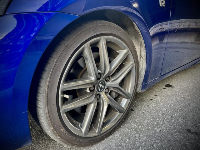 Photo of 2019 Blue Lexus IS 300