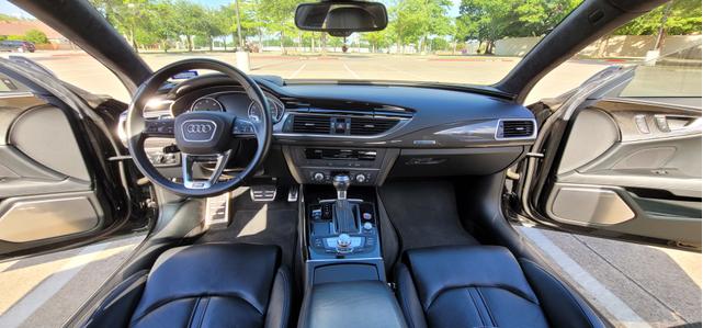 Photo of 2016 Black Audi RS 7