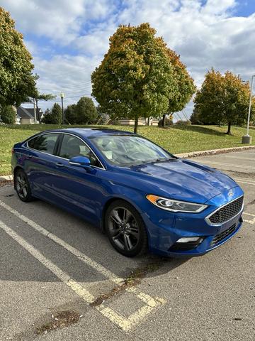 Photo of 2017 Blue Ford Fusion