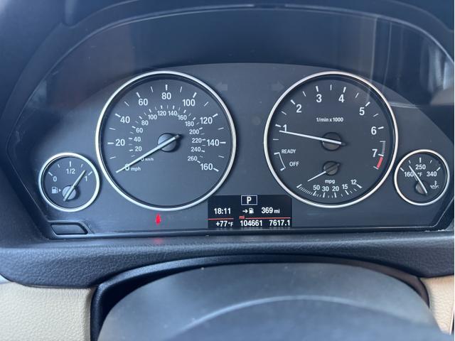 Photo of 2018 White BMW 320