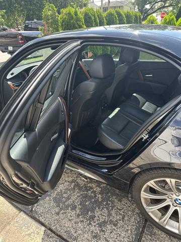 Photo of 2007 Black BMW M5
