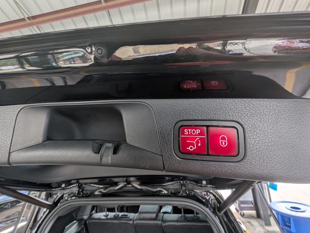 Photo of 2020 Black Mercedes-Benz GLB 250