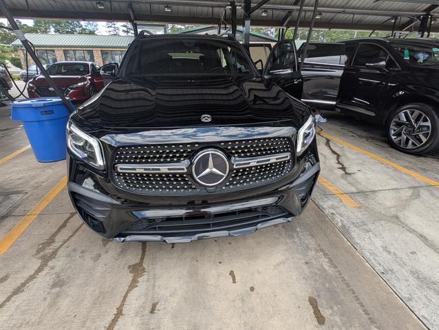 Photo of 2020 Black Mercedes-Benz GLB 250