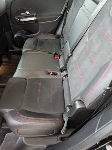 Photo of 2020 Black Mercedes-Benz GLB 250