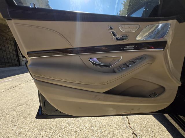 Photo of 2015 Black Mercedes-Benz S-Class