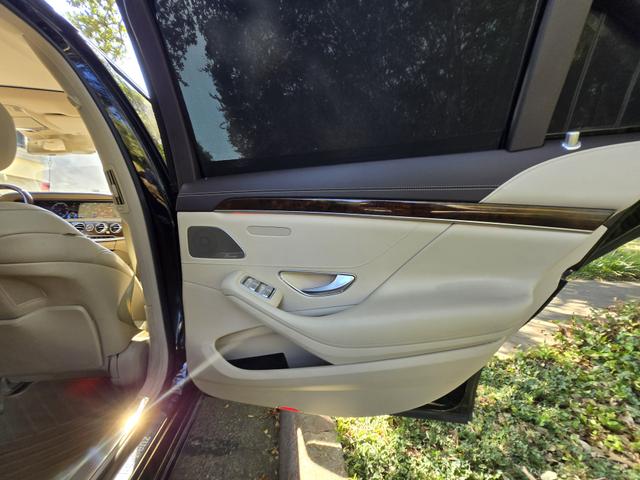 Photo of 2015 Black Mercedes-Benz S-Class
