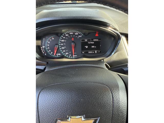 Photo of 2018 White Chevrolet Trax