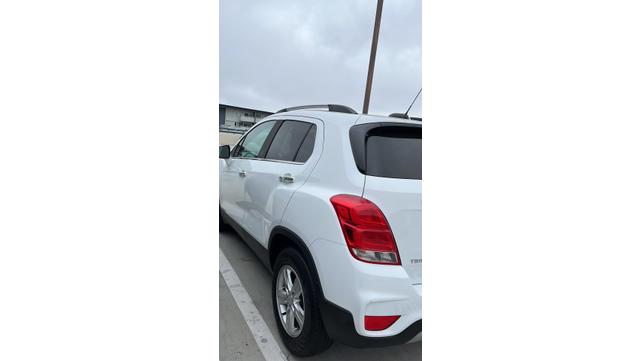 Photo of 2018 White Chevrolet Trax