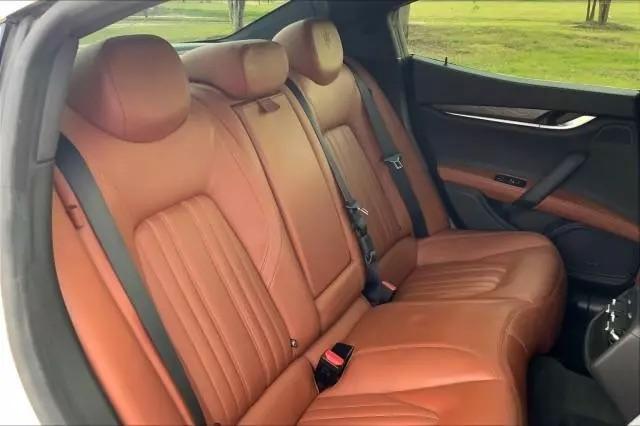 Photo of 2016 White Maserati Ghibli
