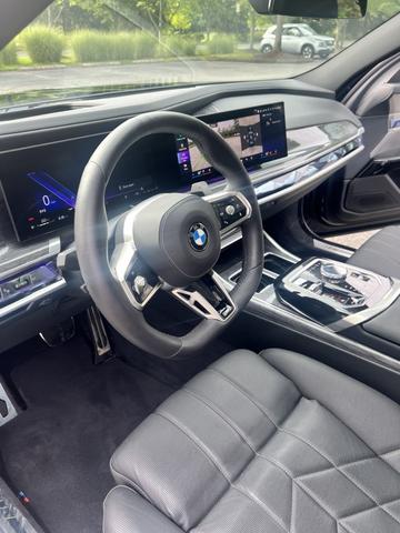 Photo of 2024 Black BMW 760
