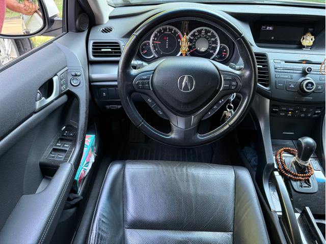 Photo of 2011 White Acura TSX