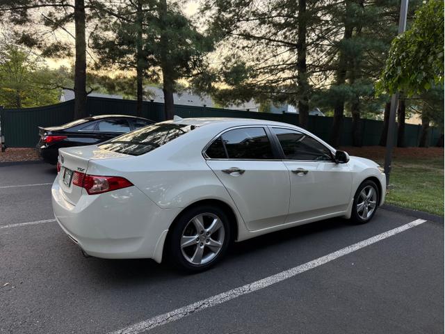 Photo of 2011 White Acura TSX
