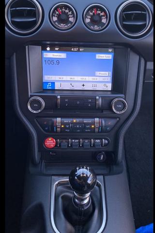 Photo of 2016 Gray Ford Shelby GT350