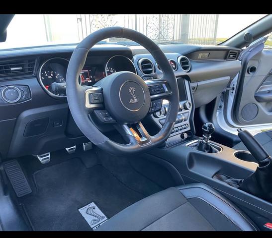 Photo of 2016 Gray Ford Shelby GT350