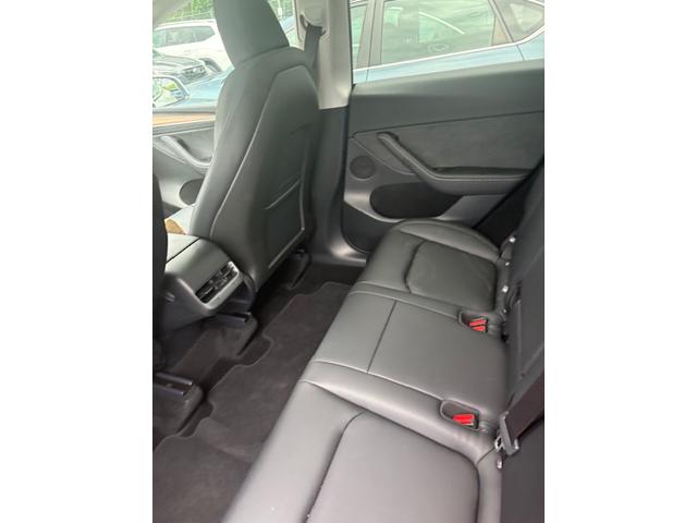 Photo of 2025 White Tesla Model Y