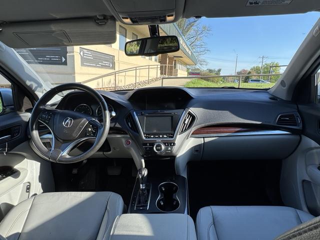 Photo of 2014 Silver Acura MDX