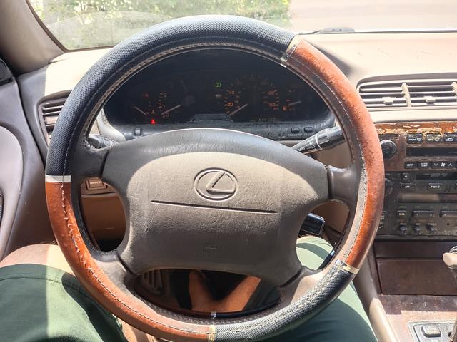Photo of 1995 Blue Lexus ES 300
