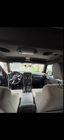 Photo of 2010 Black Jeep Wrangler Unlimited