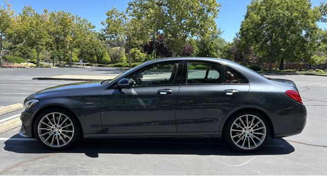 Photo of 2016 Gray Mercedes-Benz C-Class